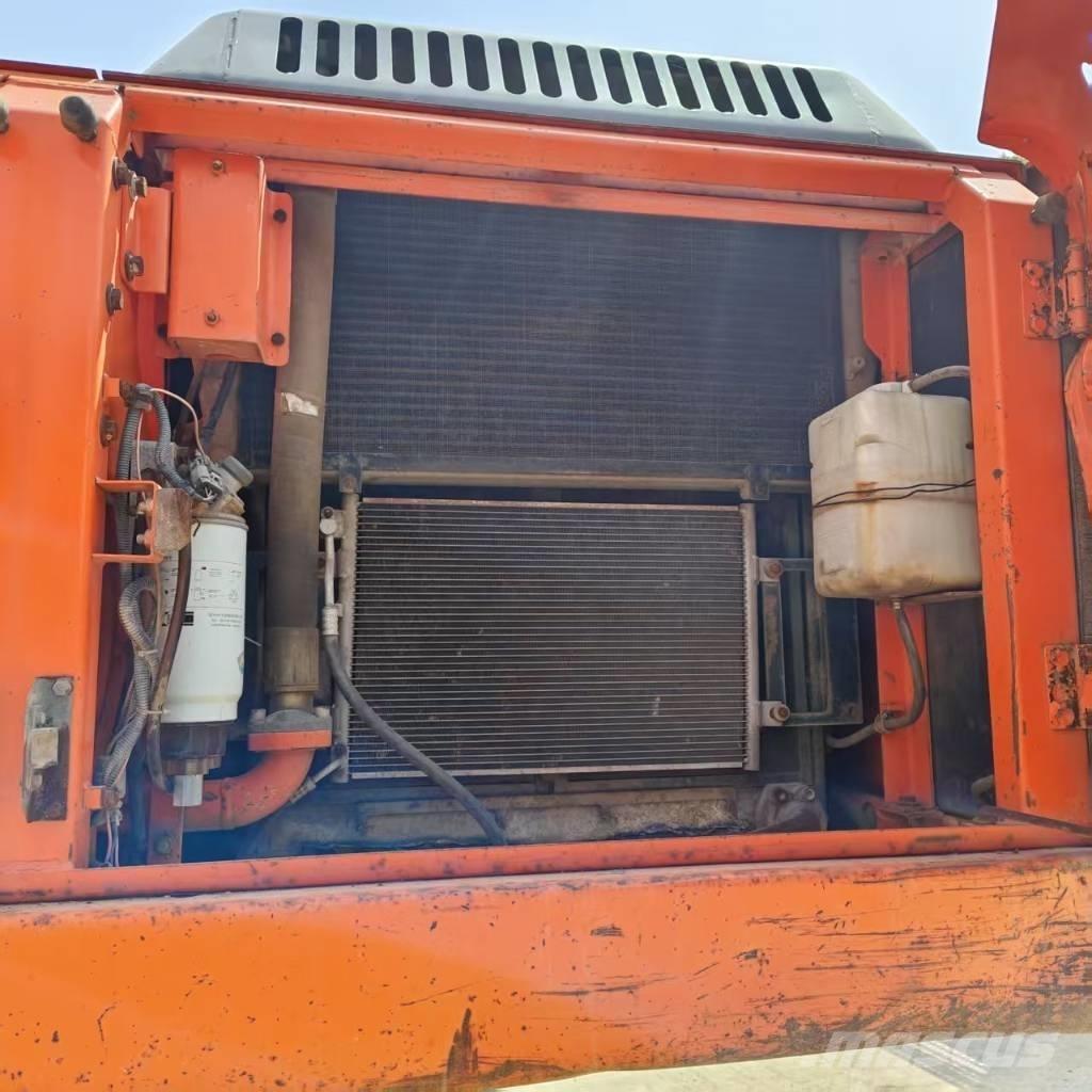 Doosan DX 300 LC Beltegraver