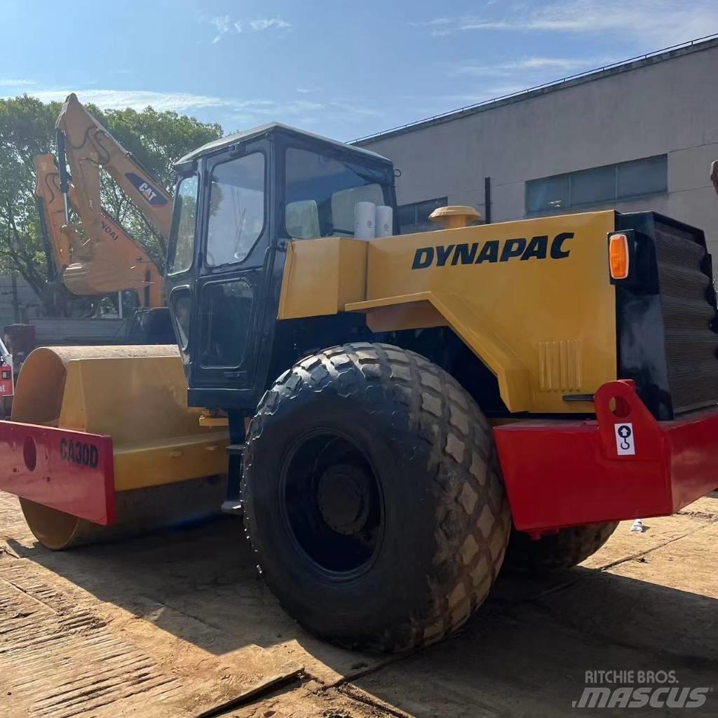 Dynapac CA 30 D Valsetog