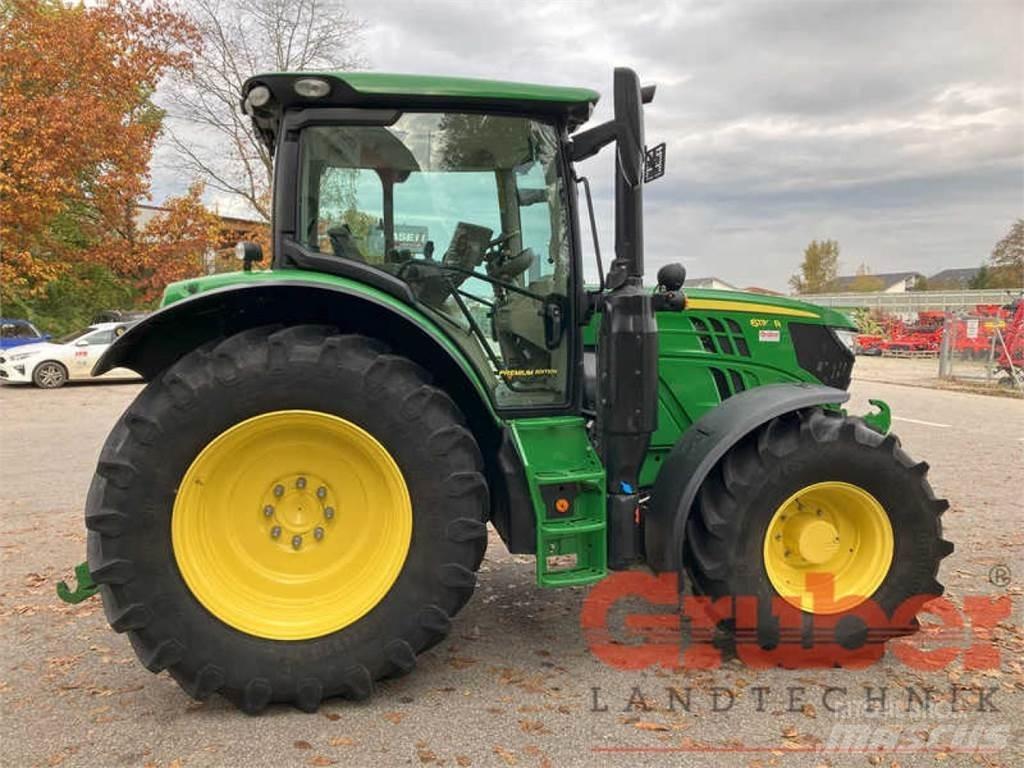 John Deere 6130 R Traktorer