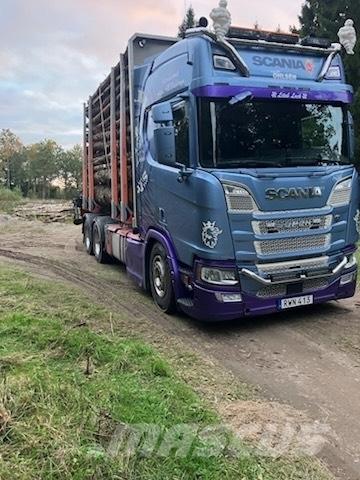 Scania R650B6X4NB Tømmerbiler