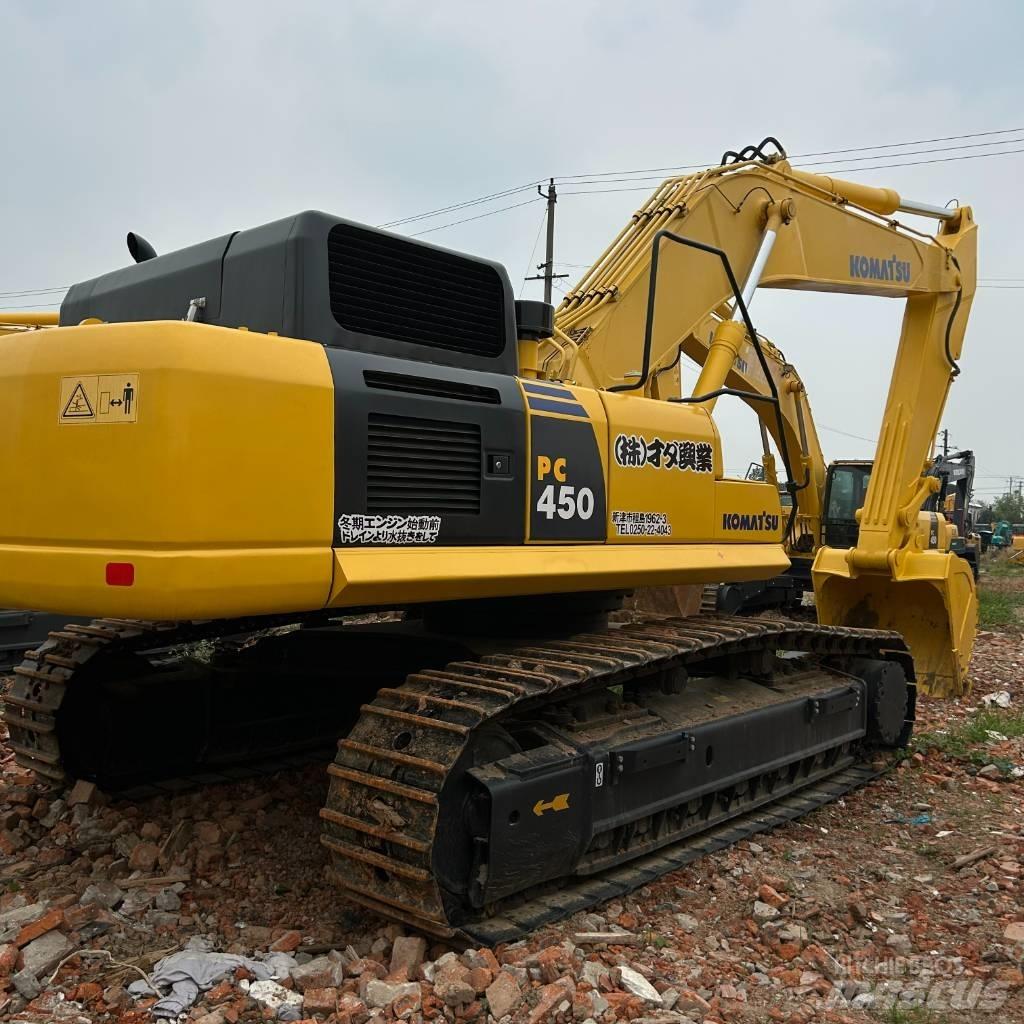 Komatsu 450 Beltegraver