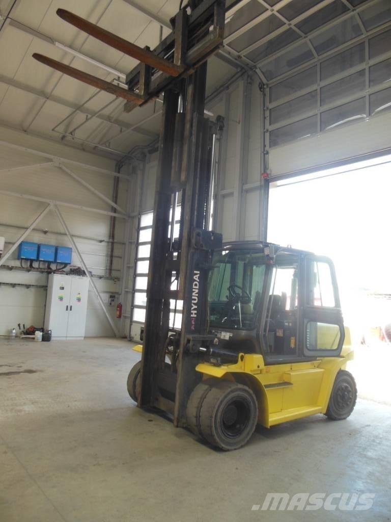 Hyundai 70 D-7 A Diesel Trucker