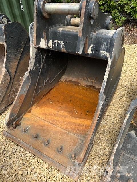 CAT 325 C Beltegraver