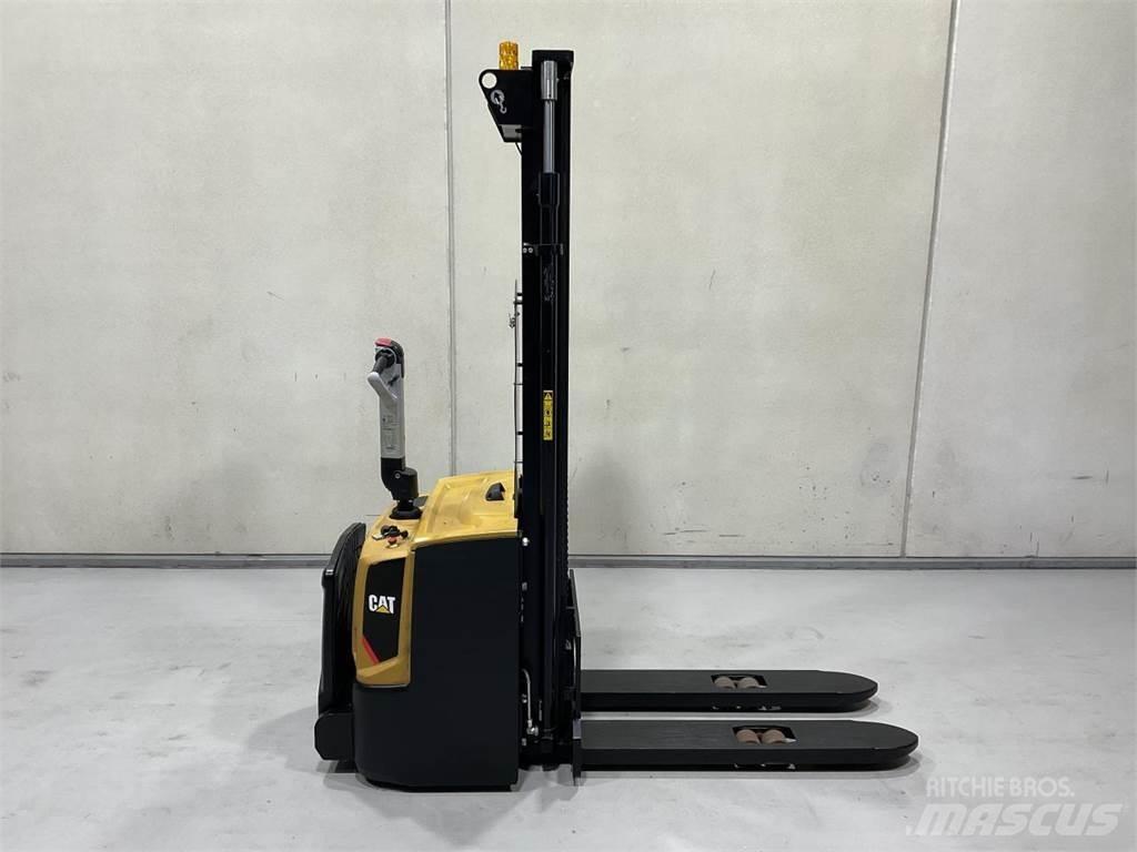 CAT NSP16N2R Stablere
