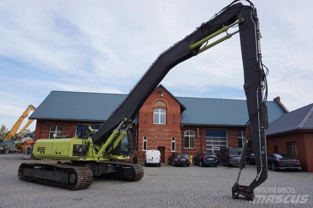 Sennebogen 835 Gravemaskiner for avfallshåndtering