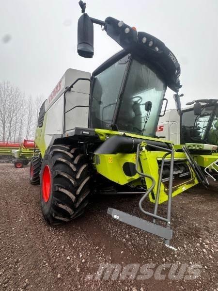CLAAS TRION 750 Skurtreskere