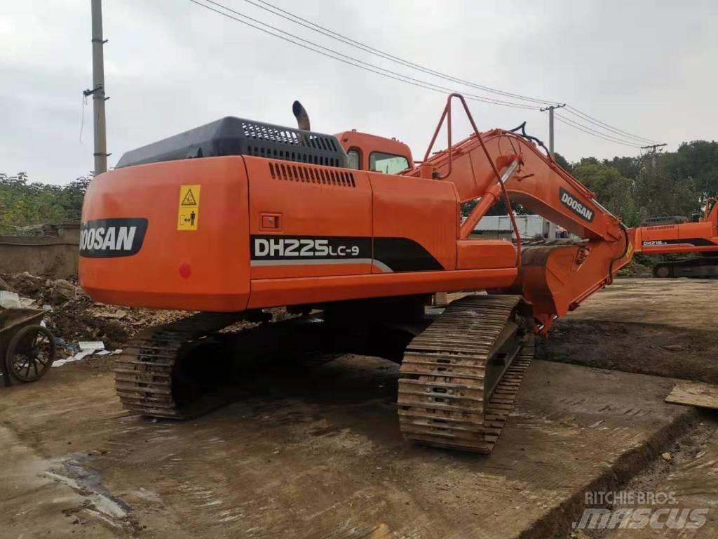 Doosan DH225LC-9 Beltegraver