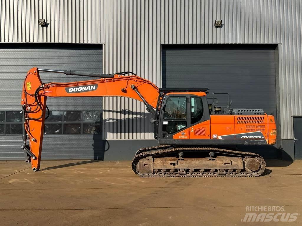 Doosan DX255NLC-5 Beltegraver