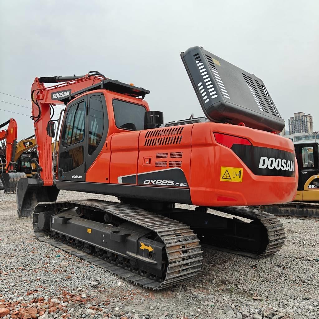 Doosan DX 225 LCA Beltegraver