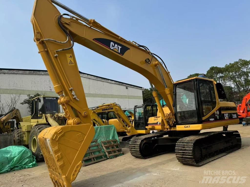 CAT 320 B L Beltegraver