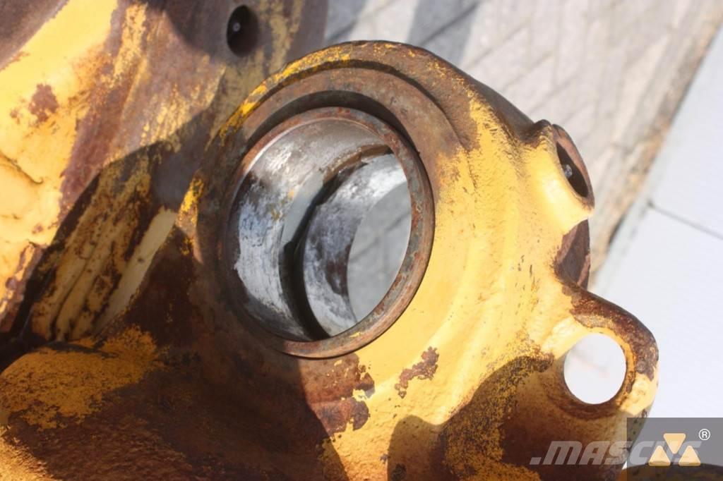 CAT D9H Ripper Andre komponenter