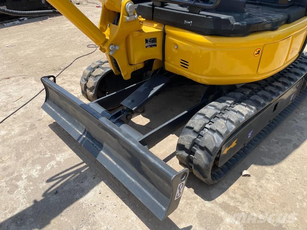 Komatsu PC 20 MR Minigravere <7t