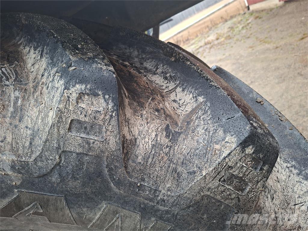 Valtra T154 Versu Traktorer