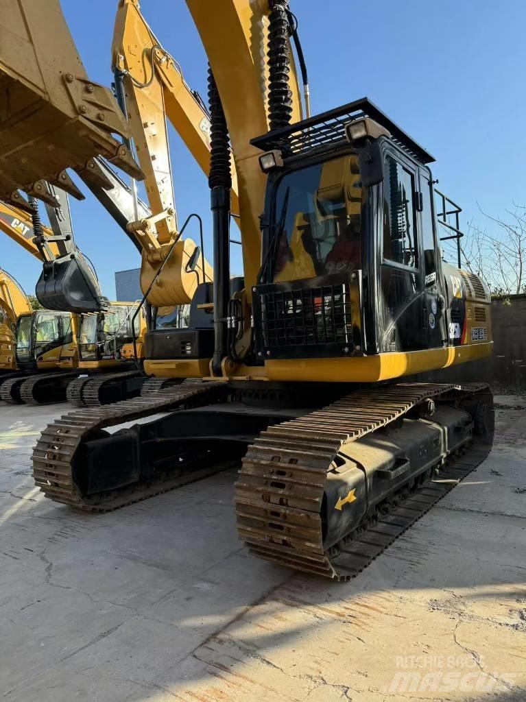 CAT 325D Beltegraver