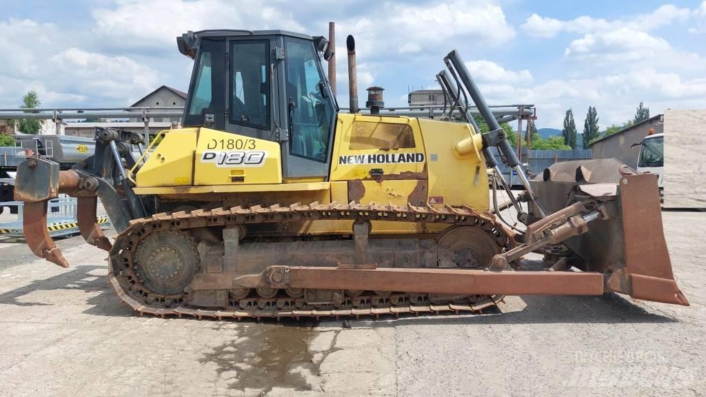 New Holland D 180 Dozere Beltegående