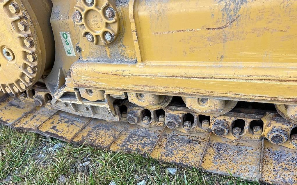 CAT D 4 Dozere Beltegående