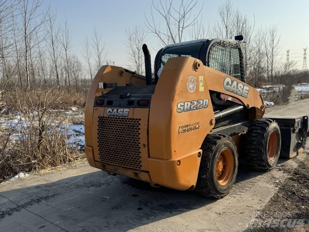 CASE SR220 Kompaktlastere