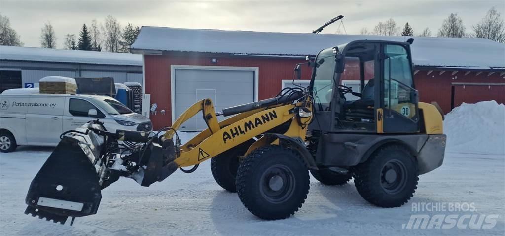 Ahlmann AL100 Redskapsbærere
