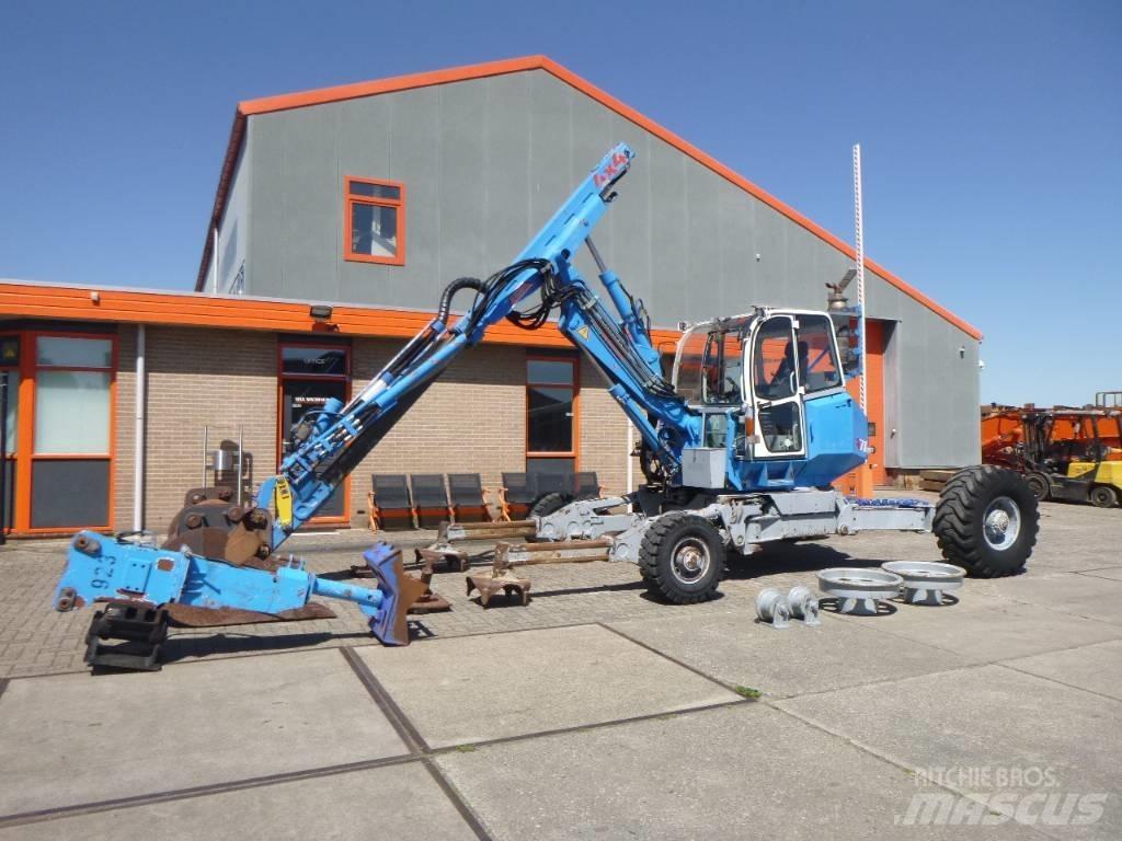 Menzi Muck A71 T2M Spesialtilpassede gravemaskiner