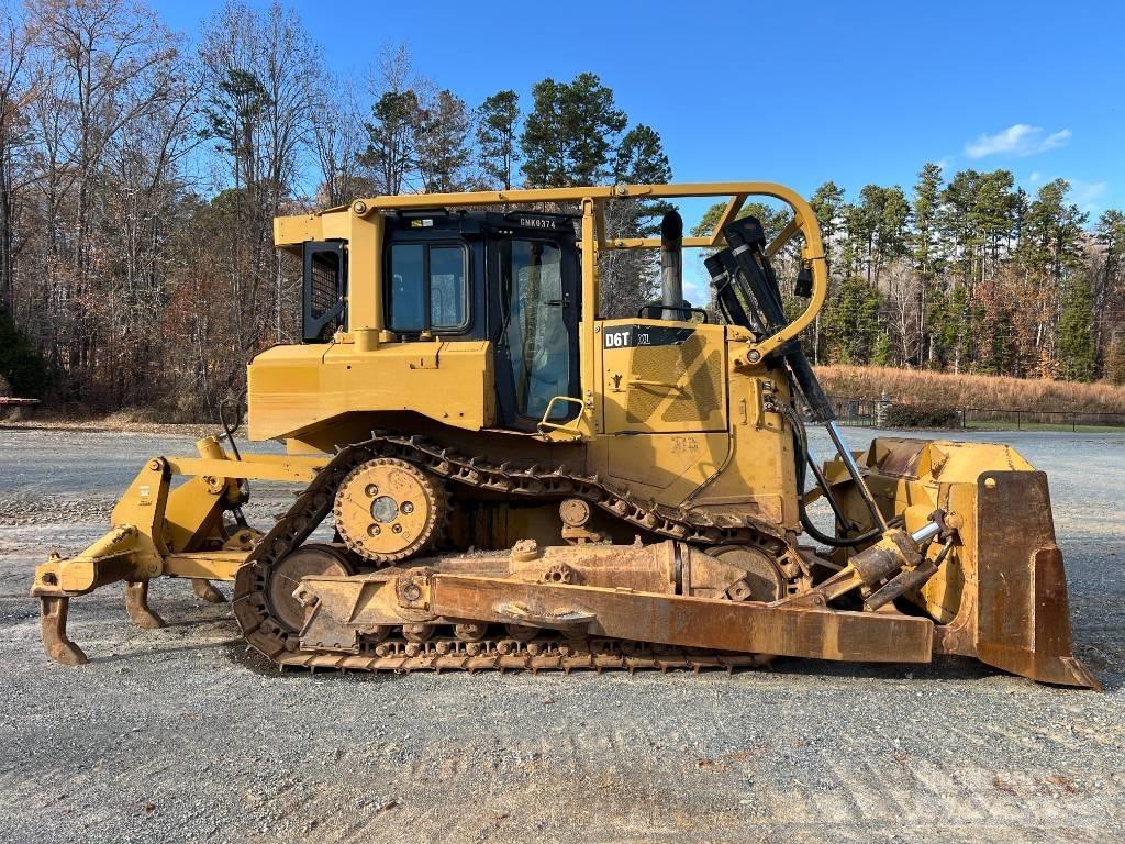 CAT D 6 T XL Dozere Beltegående