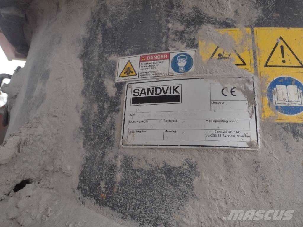 Sandvik UH 450 E Mobile knuseverk