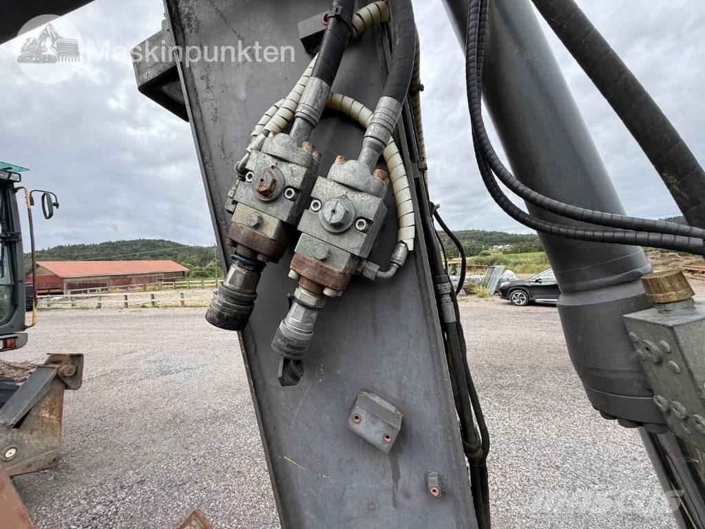 Volvo EW 140 C Hjulgravere