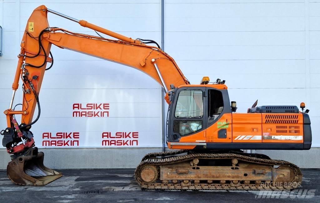 Doosan DX 255 LC-3 Beltegraver