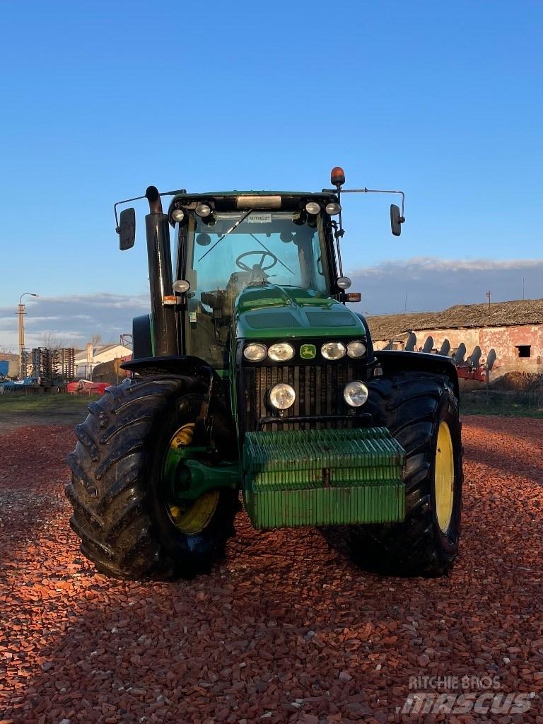 John Deere 8230 Traktorer