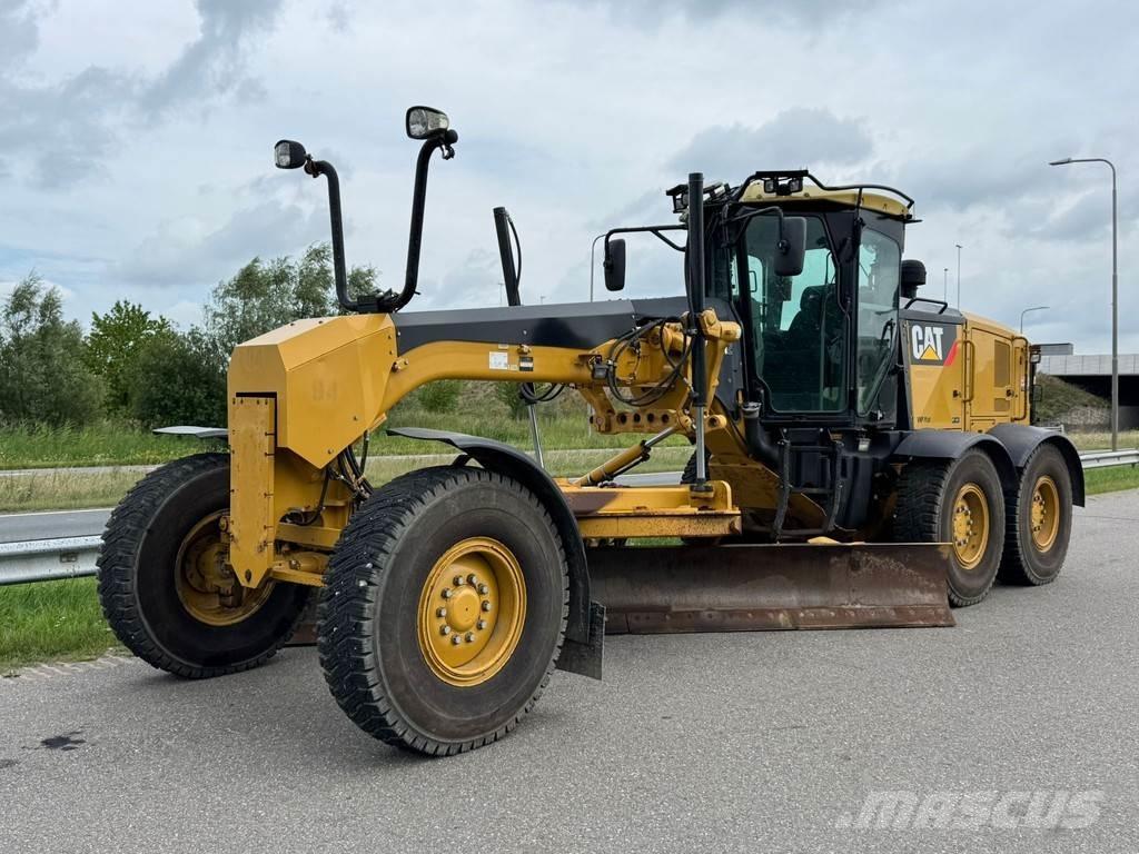 CAT 140M2 Veihøvler