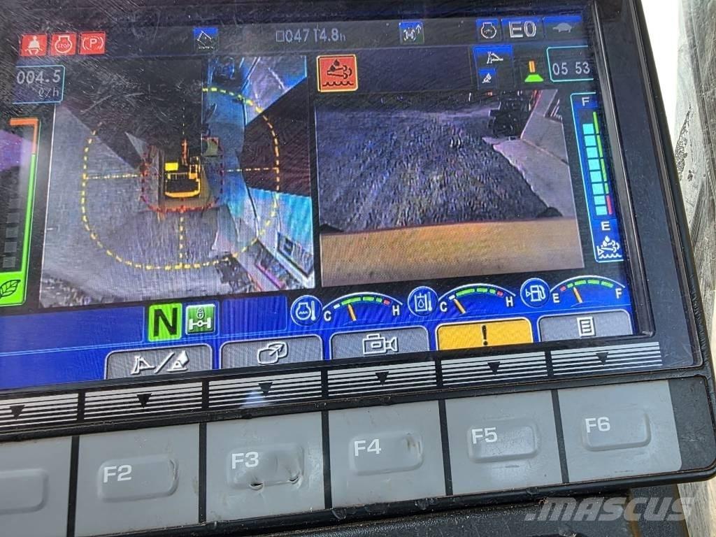 Komatsu PW 148-11 Dozere Beltegående