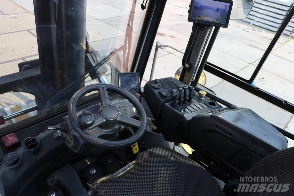 Kalmar DCG220-12LB Diesel Trucker