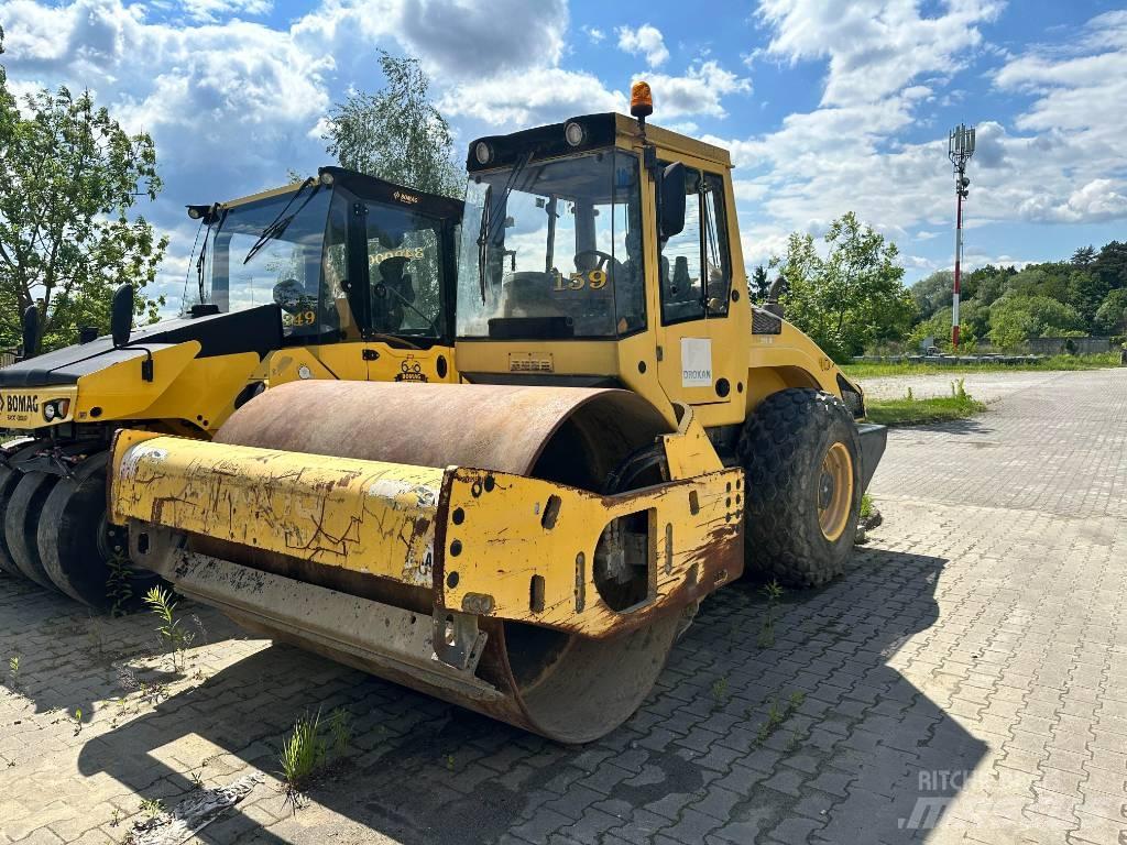 Bomag BW 211 D-4 Valsetog