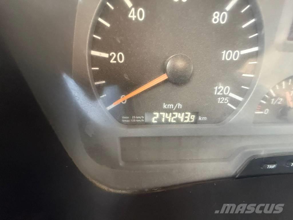 Mercedes-Benz 1833 Krokbil