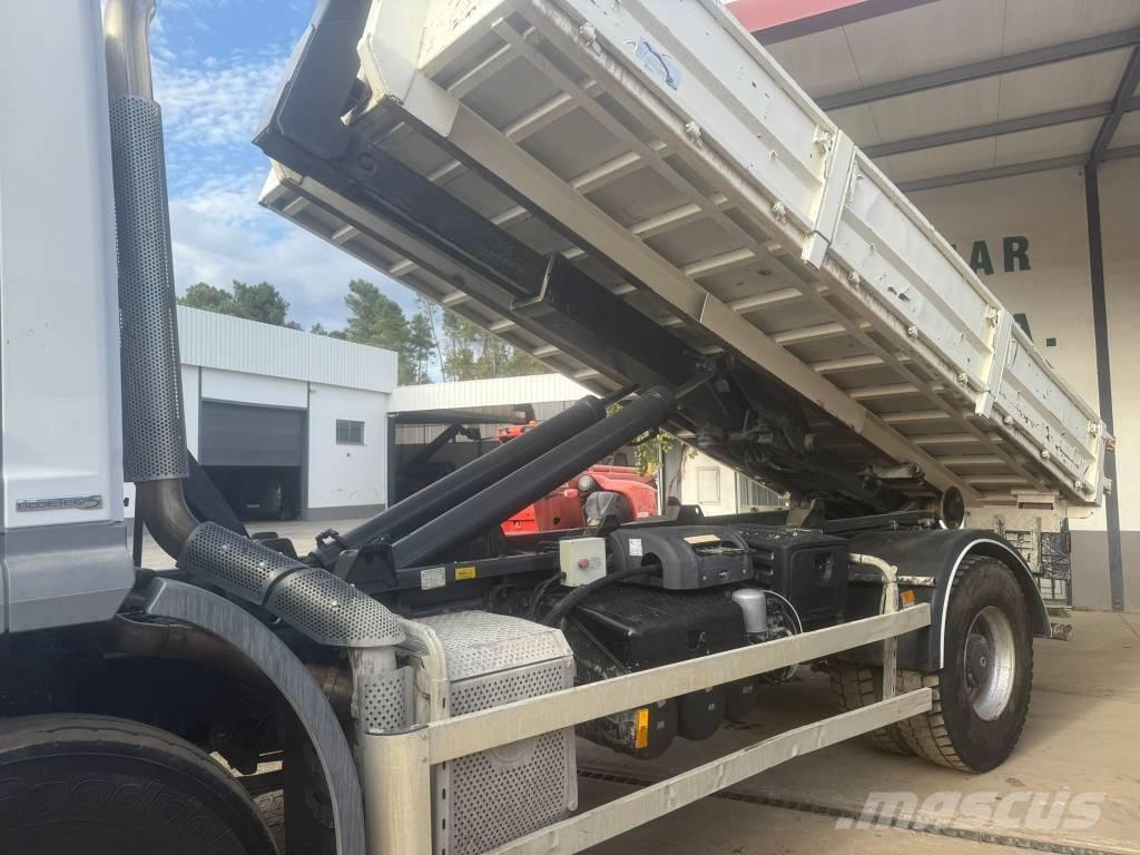 Mercedes-Benz 1833 Krokbil