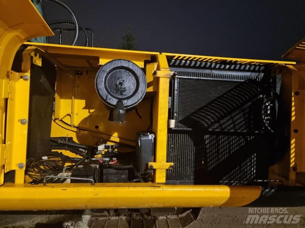 JCB JS 210 LC Beltegraver