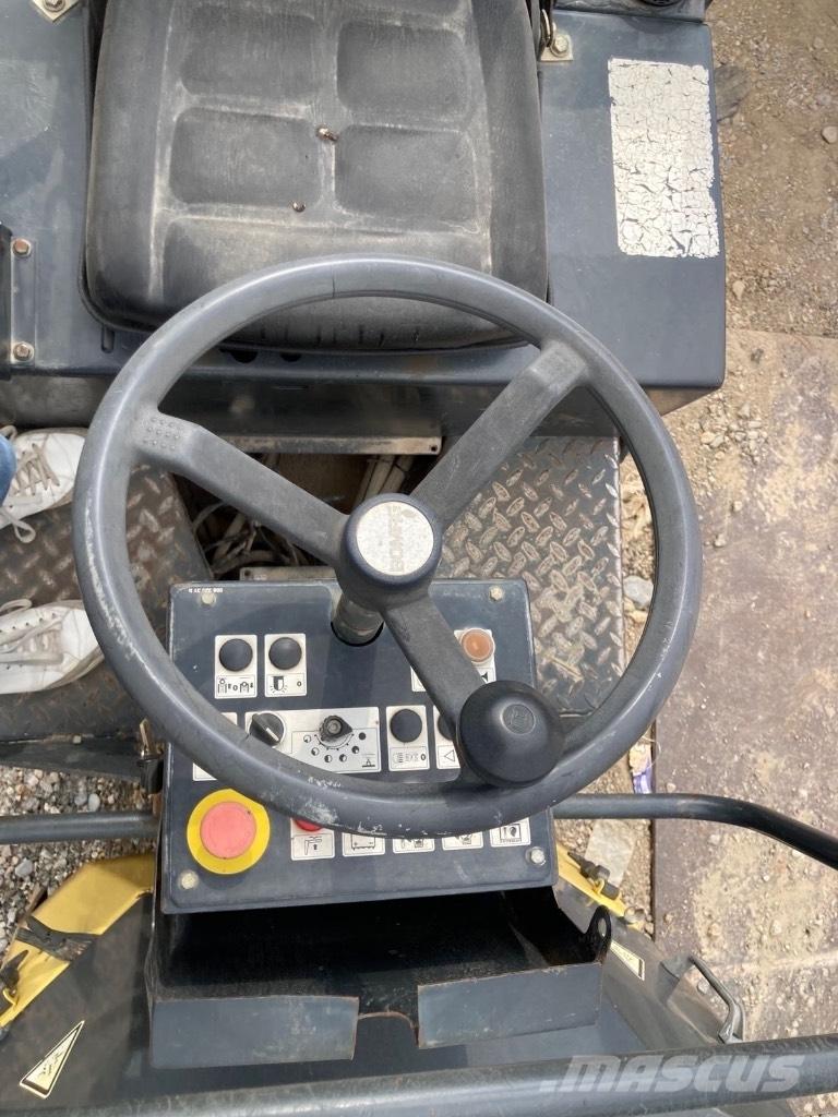 Bomag BW 100 AD-3 Tandem Valser