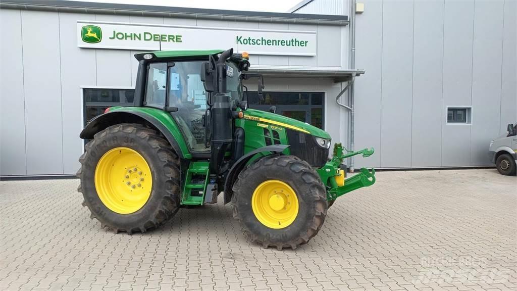 John Deere 6120M Traktorer