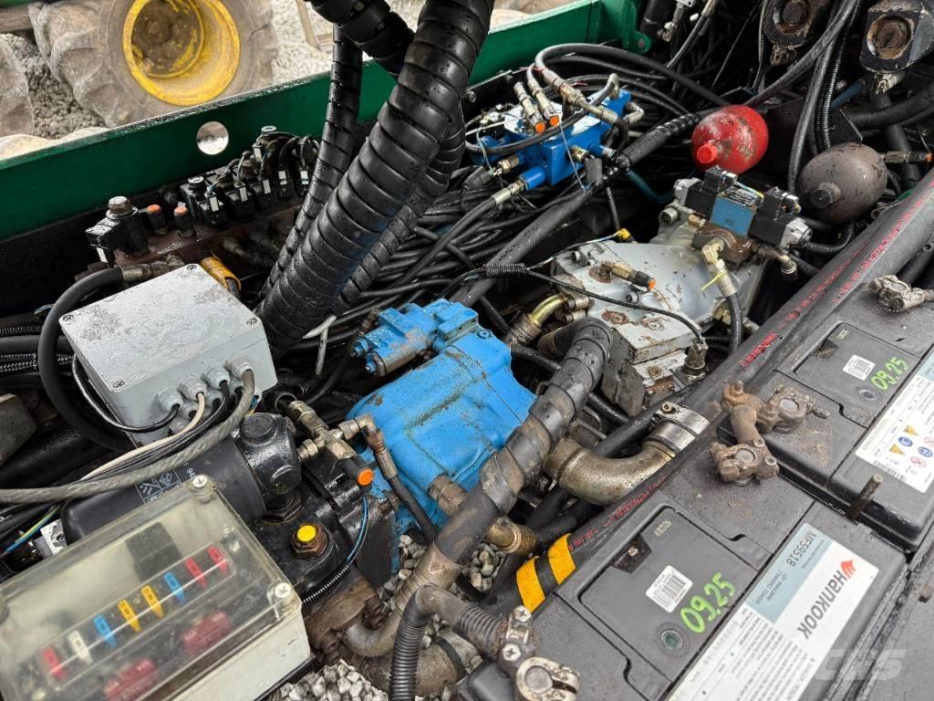 Timberjack 810 B Lassbærere