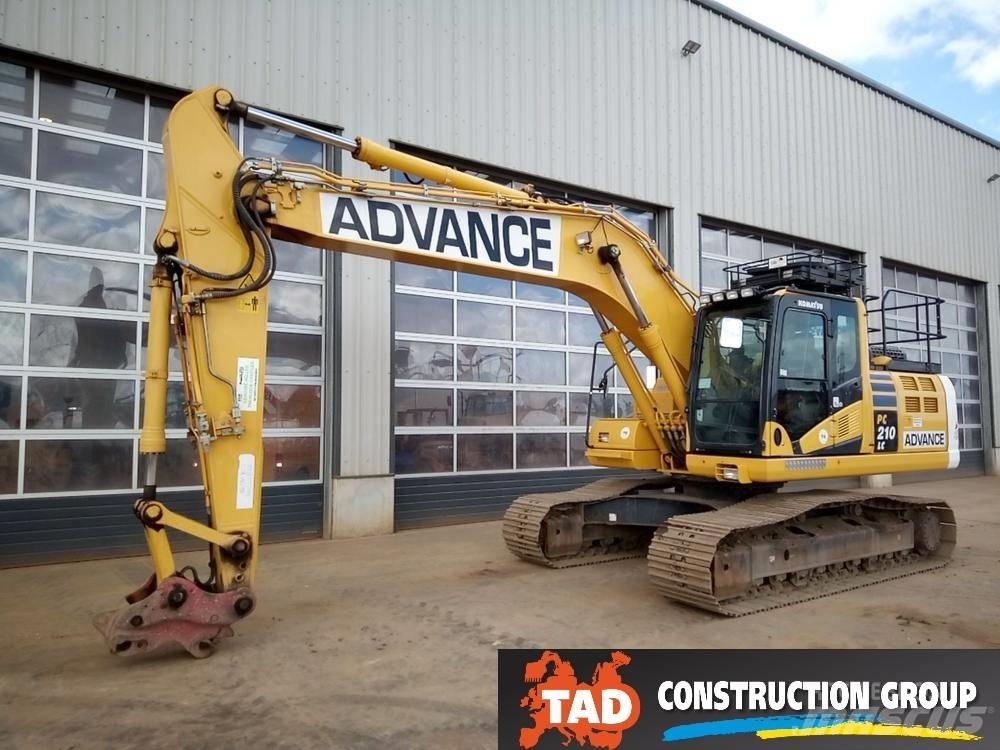 Komatsu PC210LC-11 Beltegraver