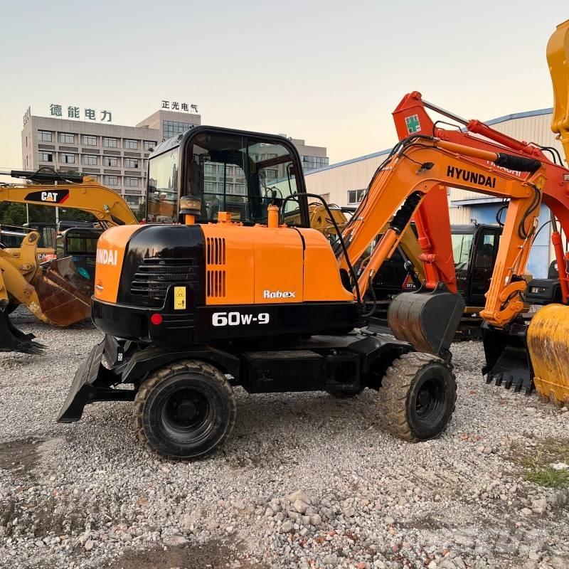 Hyundai R60W-9 Hjulgravere