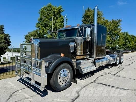 Kenworth W 900 Trekkvogner