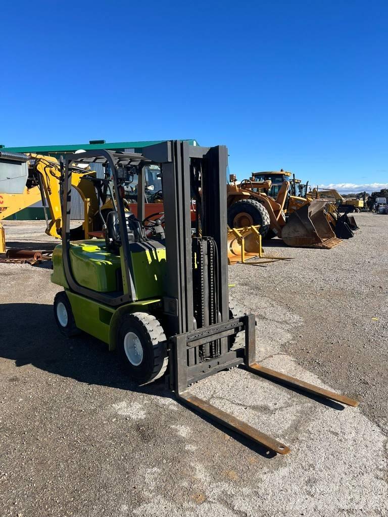 Clark CMP25D Gaffeltrucker - Annet