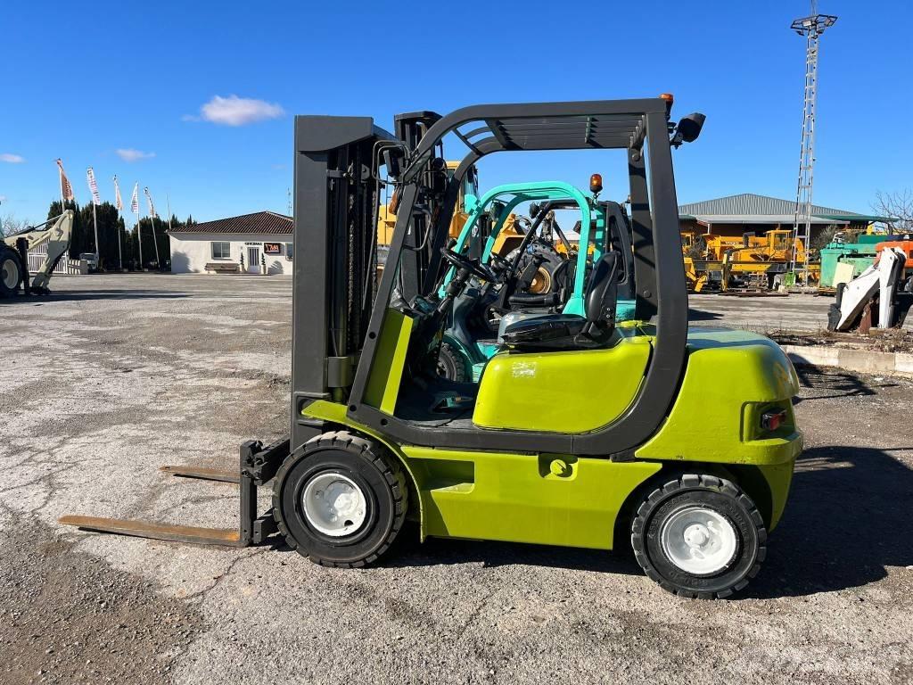 Clark CMP25D Gaffeltrucker - Annet