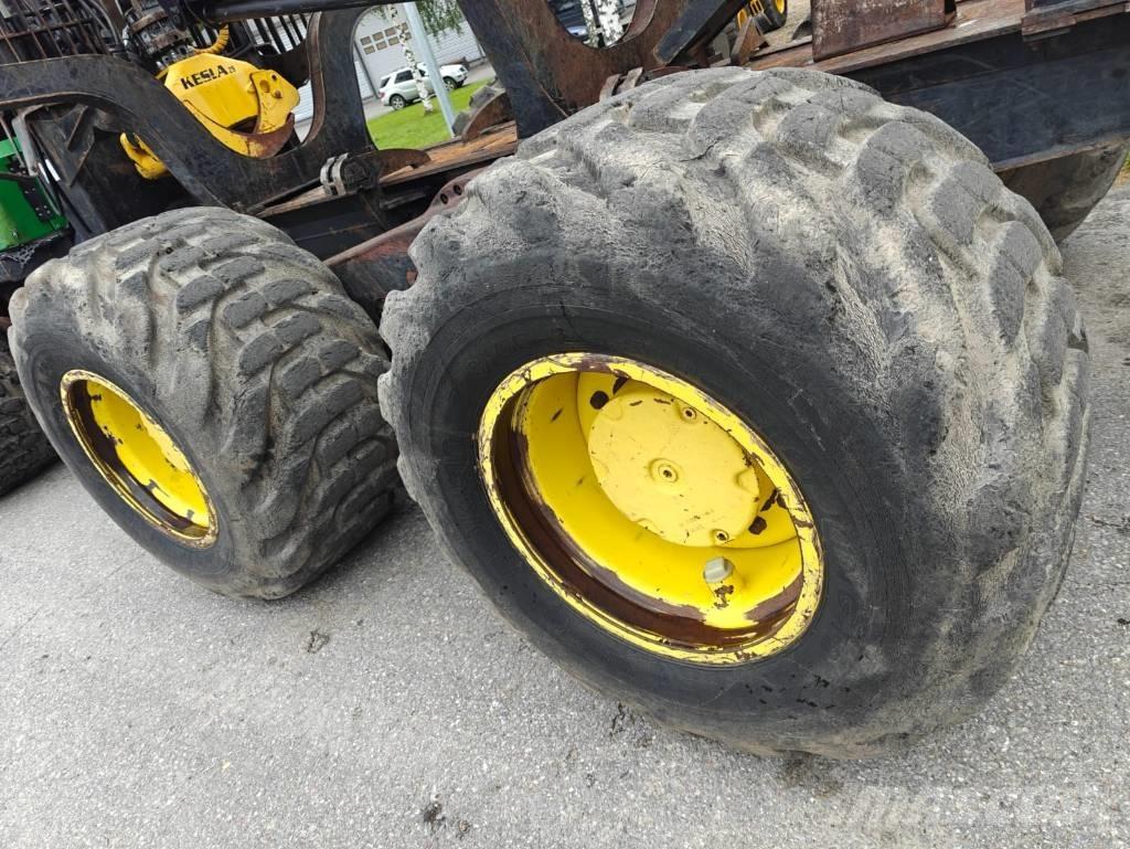 John Deere 1210 E Hogstmaskiner