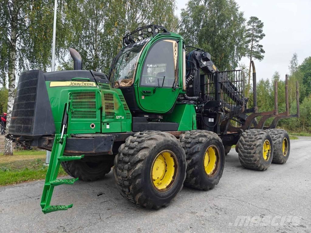 John Deere 1270 E Hogstmaskiner