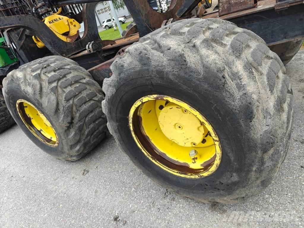 John Deere 1270 E Hogstmaskiner