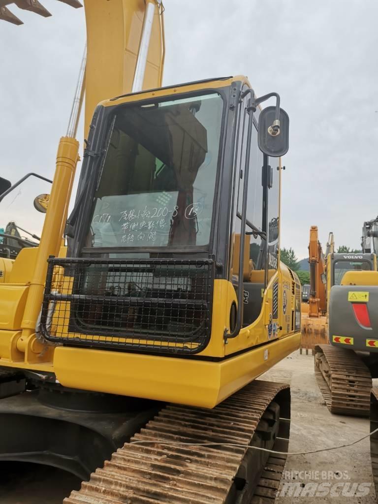 Komatsu PC 200 LC-8 Beltegraver