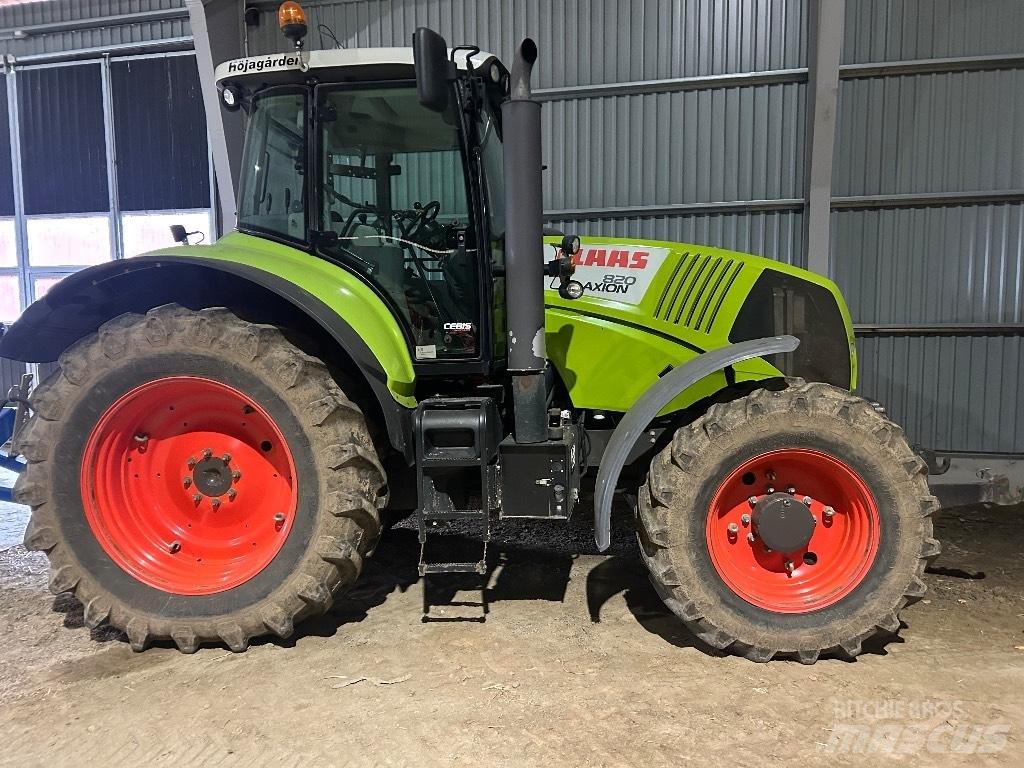 CLAAS 820 Traktorer