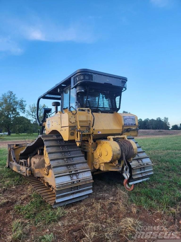 CAT D 6 Dozere Beltegående