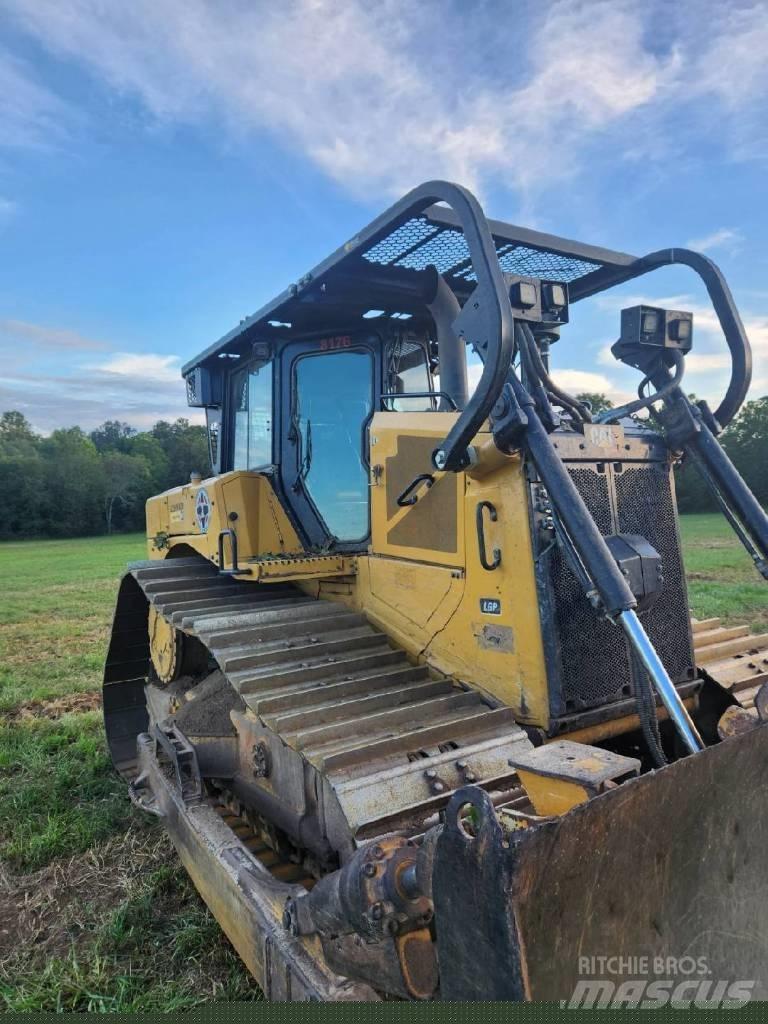 CAT D 6 Dozere Beltegående